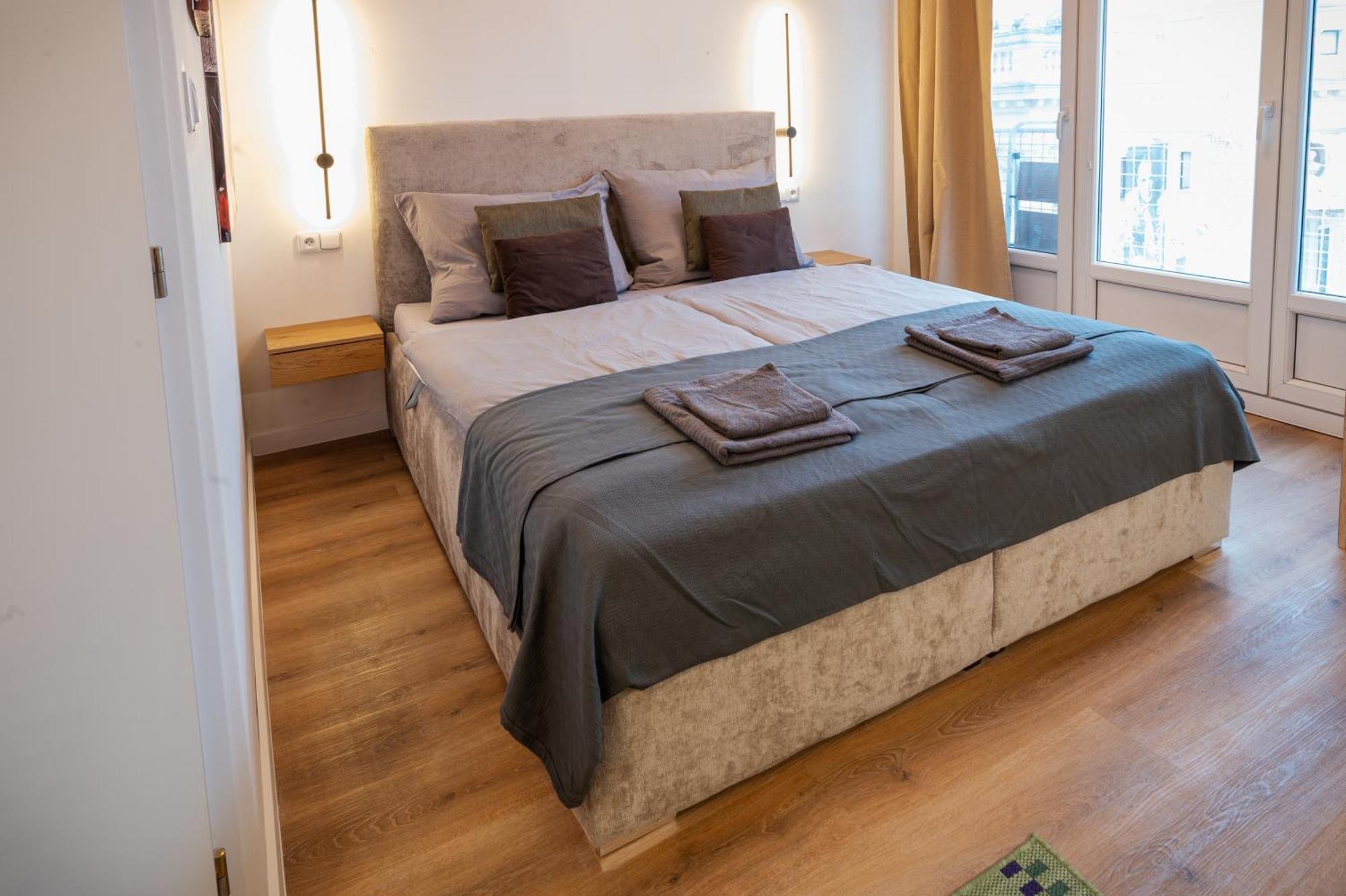 Modern Apartment In Historic City Center Old Town Bratislava Exterior foto